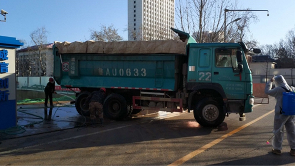 1584666161608693.jpg 臨時黨支部主動靠前 山東三箭經八緯一項目順利復工5.jpg