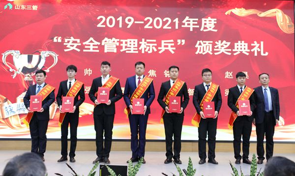 1656384375396753.jpg 05-5.jpg